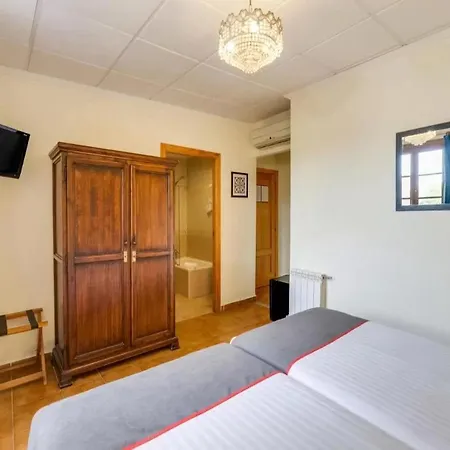 Torre San Juan Hotell 2*